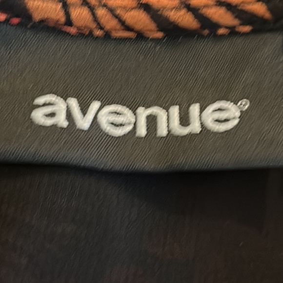 Plus Size Avenue Red and Brown Floral Bell Sleeve Blouse - Picture 5 of 8